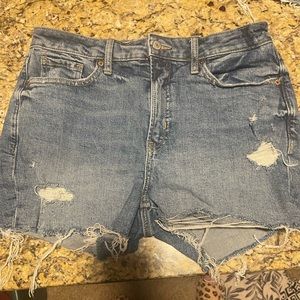 OLD NAVY SHORTS